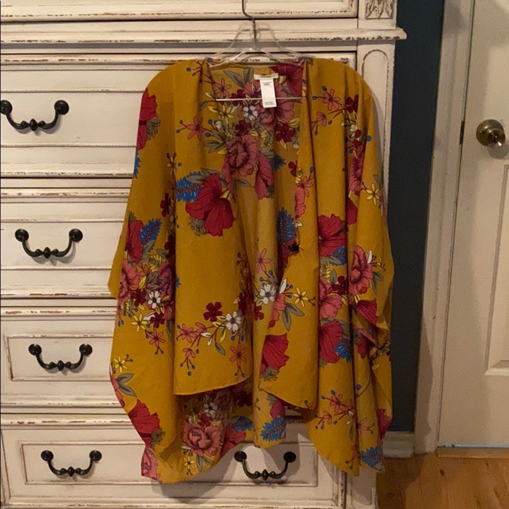 Women’s poncho